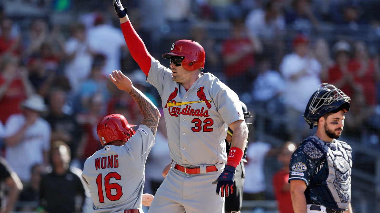 Wieters' 2-run homer in 11th gives Cards 5-3 win over Padres